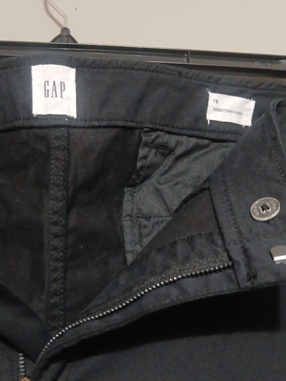 GAP Women's Dark Navy Straight Chinos - Picture 2 of 7
